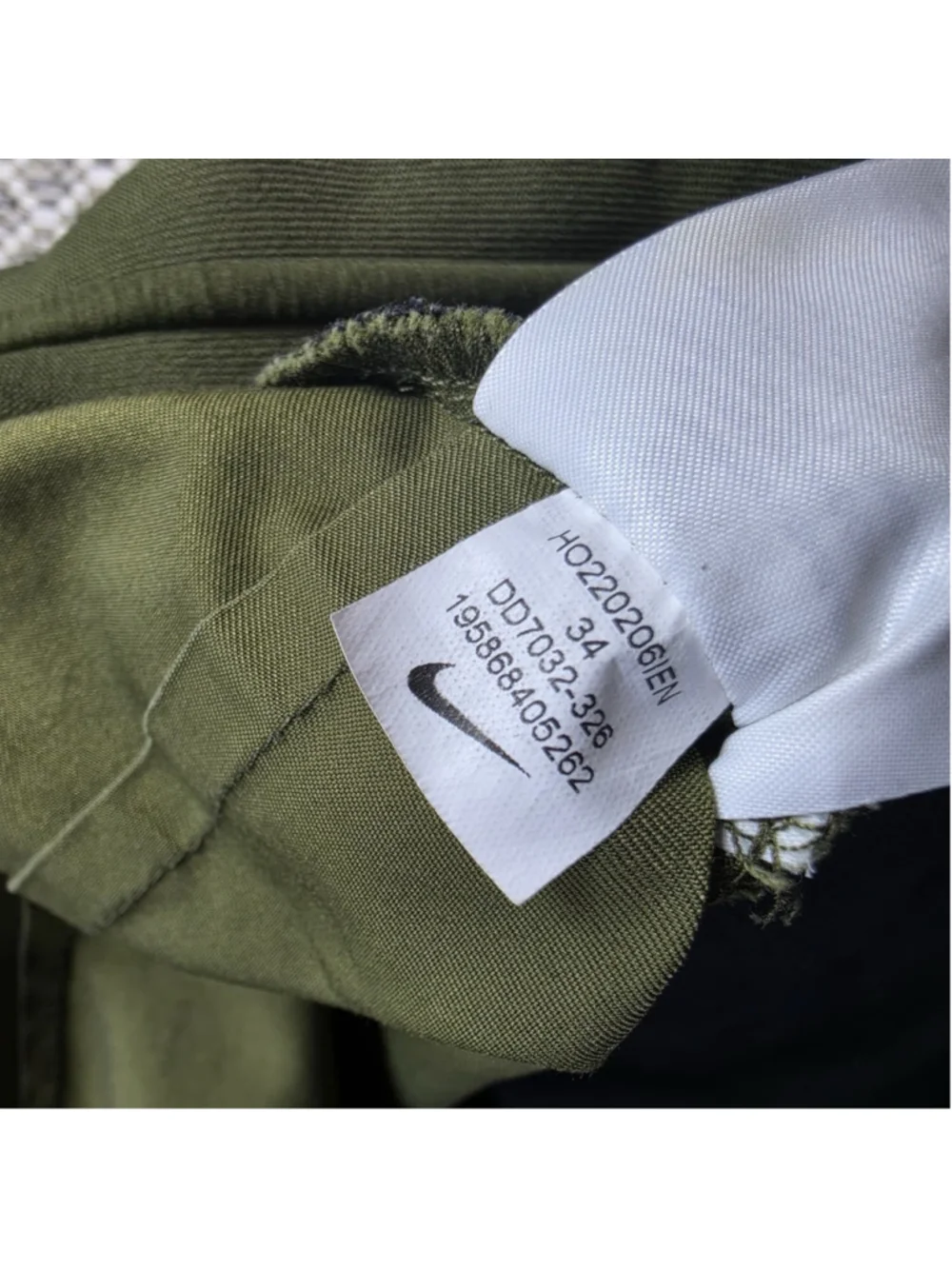 Nike Sportswear Men’s 34 Olive Green Drawstring Zip Pocket Utility Pants